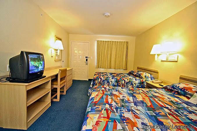 Motel 6-Kingman, Az - Route 66 East 外观 照片